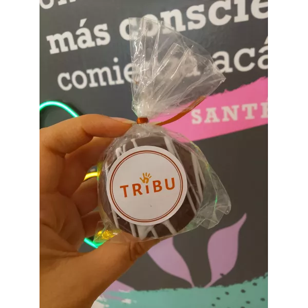 Alfajor negro coco y dulce de leche sin gluten y sin azucar TRIBU