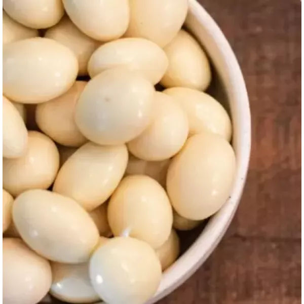 Maní Bañado Con Chocolate Blanco X250 Gr Granel