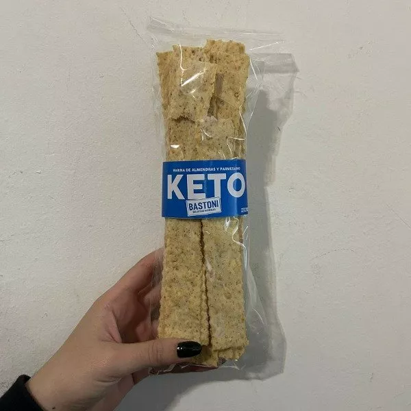 Galletitas Keto Con Parmesano Y Almendras Bastoni